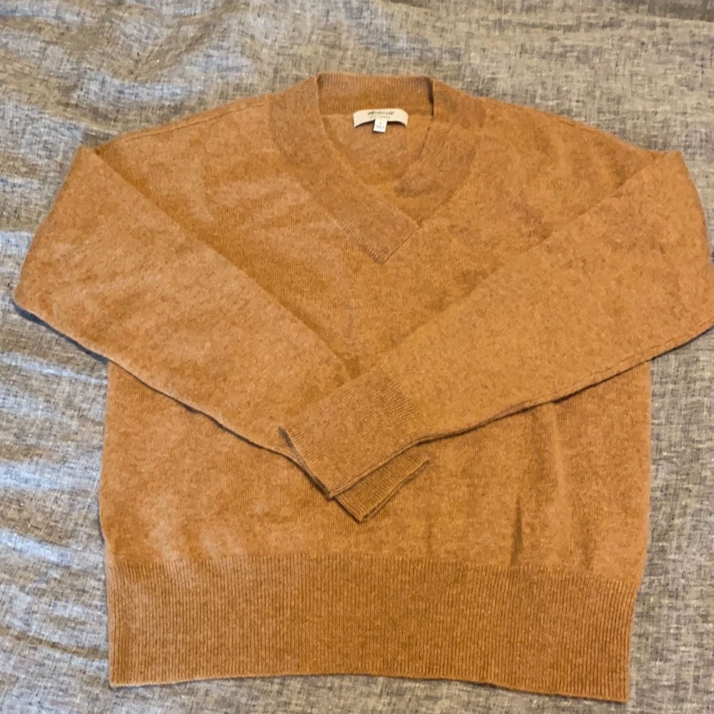 Cashmere V Neck - Camel